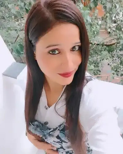 Call Girls in Dera Gopipur