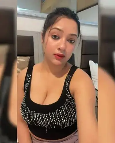 Call Girls Service Dera Gopipur